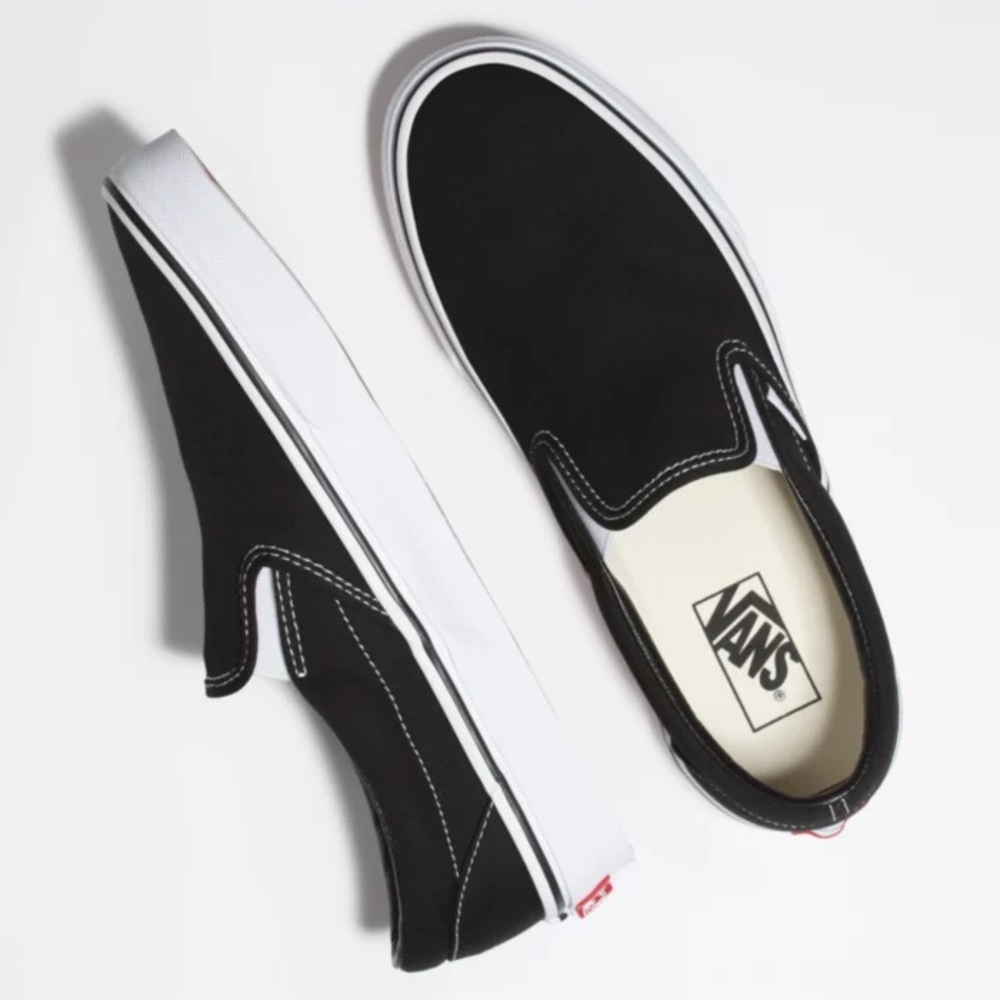 Classic Slip-On Vans Mens 12 - Black NIB